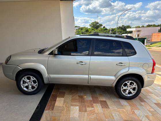 HYUNDAI TUCSON 2.0 MPFI GLS 16V 143CV 2WD FLEX 4P AUTOMÁTICO